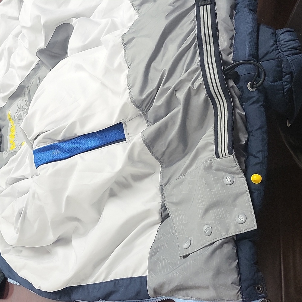 Snowboard jacket - Picture 8 of 11